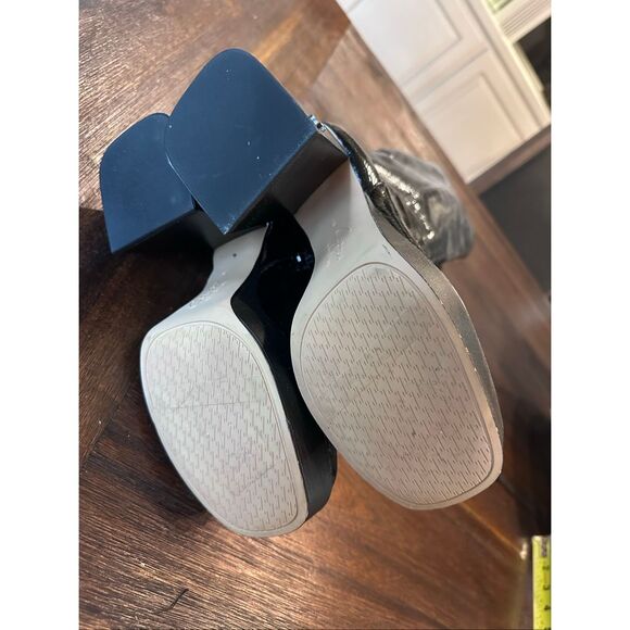 NEW! Circus NY by Sam Edelman patent leather “Sandy” boot - Picture 12 of 12